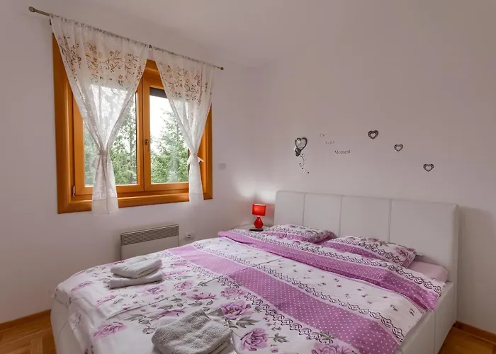 Апартаменты Orhideja *